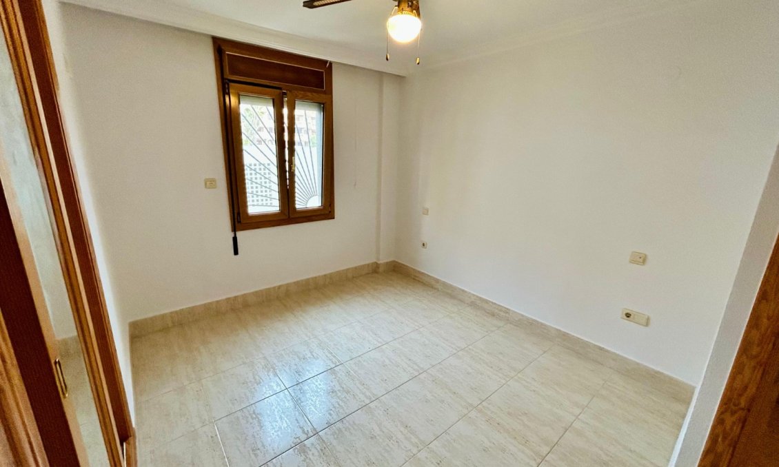 Segunda mano - Apartamento -
Guardamar del Segura - Costa Blanca
