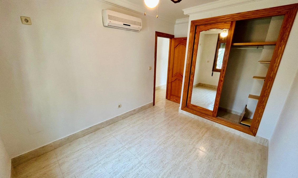 Segunda mano - Apartamento -
Guardamar del Segura - Costa Blanca