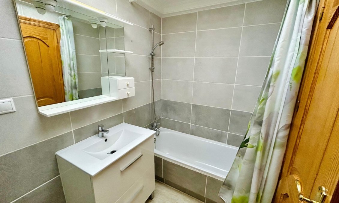 Segunda mano - Apartamento -
Guardamar del Segura - Costa Blanca