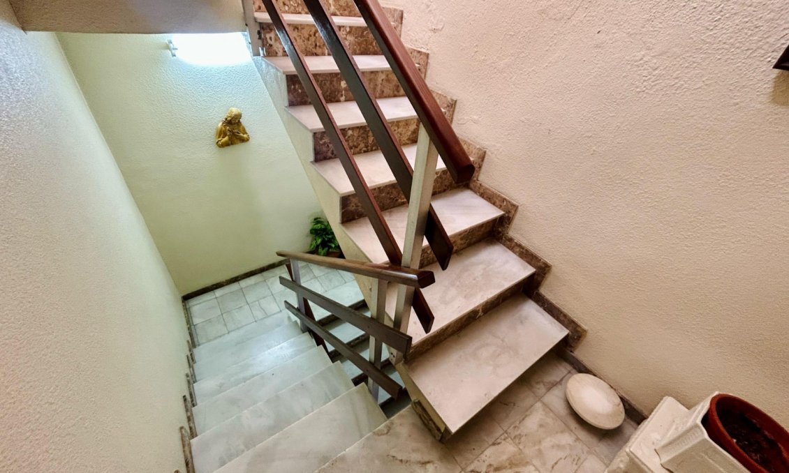 Wiederverkauf - Villa -
Torrevieja - Costa Blanca