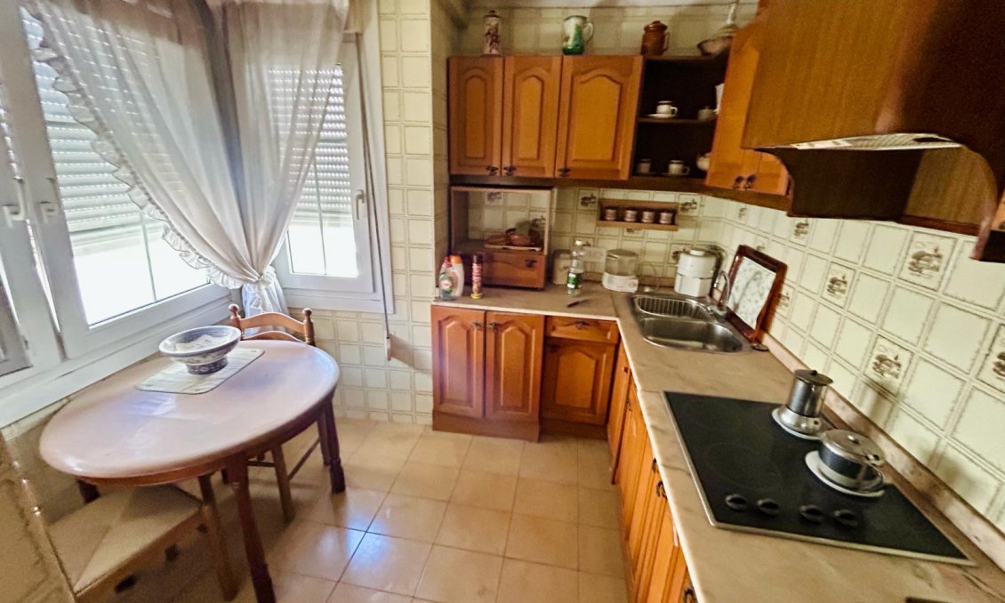 Wiederverkauf - Villa -
Torrevieja - Costa Blanca