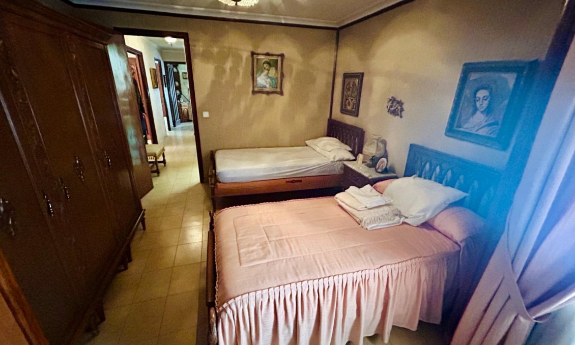 Wiederverkauf - Villa -
Torrevieja - Costa Blanca
