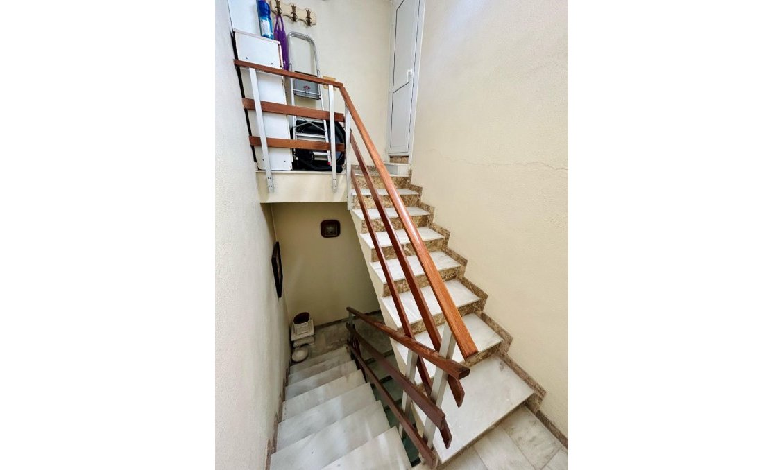 Wiederverkauf - Villa -
Torrevieja - Costa Blanca