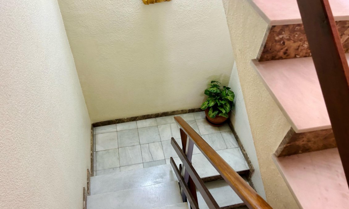 Wiederverkauf - Villa -
Torrevieja - Costa Blanca