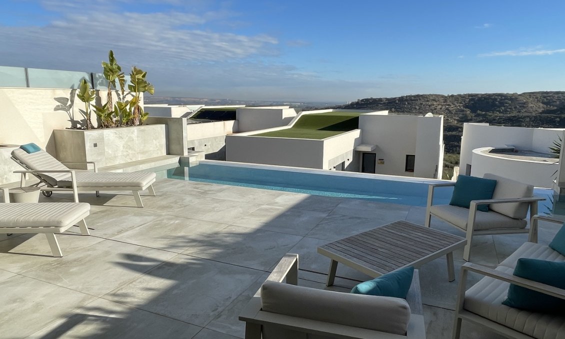 Használt Ingatlanok - Villa -
Ciudad Quesada