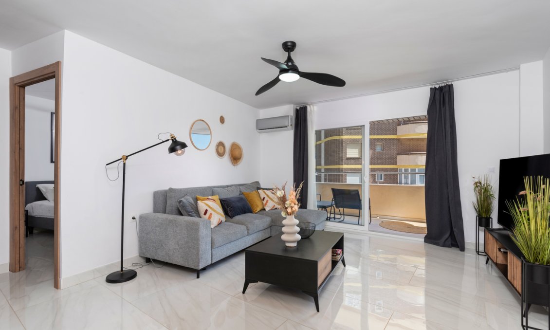 Segunda mano - Apartamento -
La Zenia