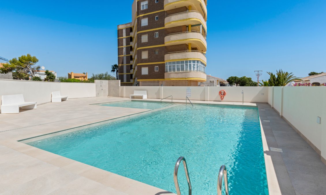 Segunda mano - Apartamento -
La Zenia