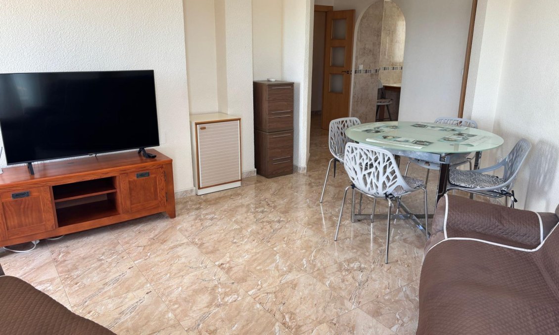 Segunda mano - Apartamento -
Torrevieja - Centro