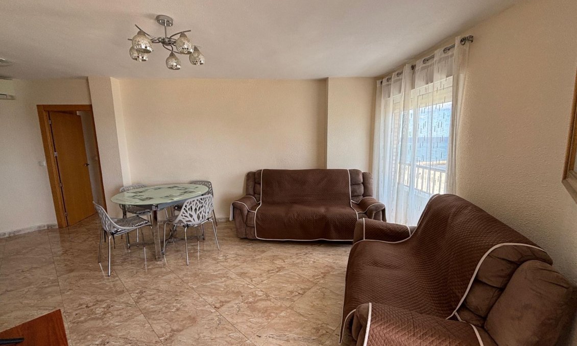 Segunda mano - Apartamento -
Torrevieja - Centro
