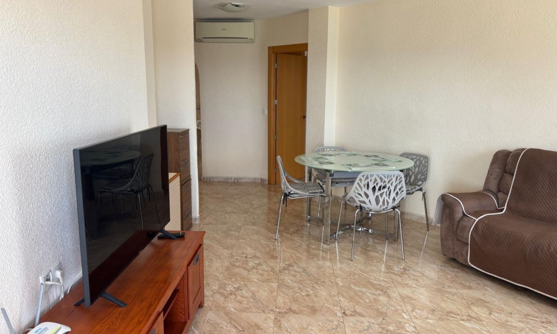 Segunda mano - Apartamento -
Torrevieja - Centro
