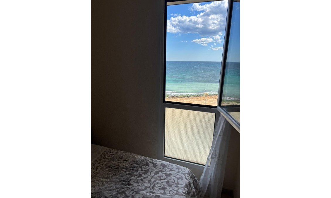 Segunda mano - Apartamento -
Torrevieja - Centro