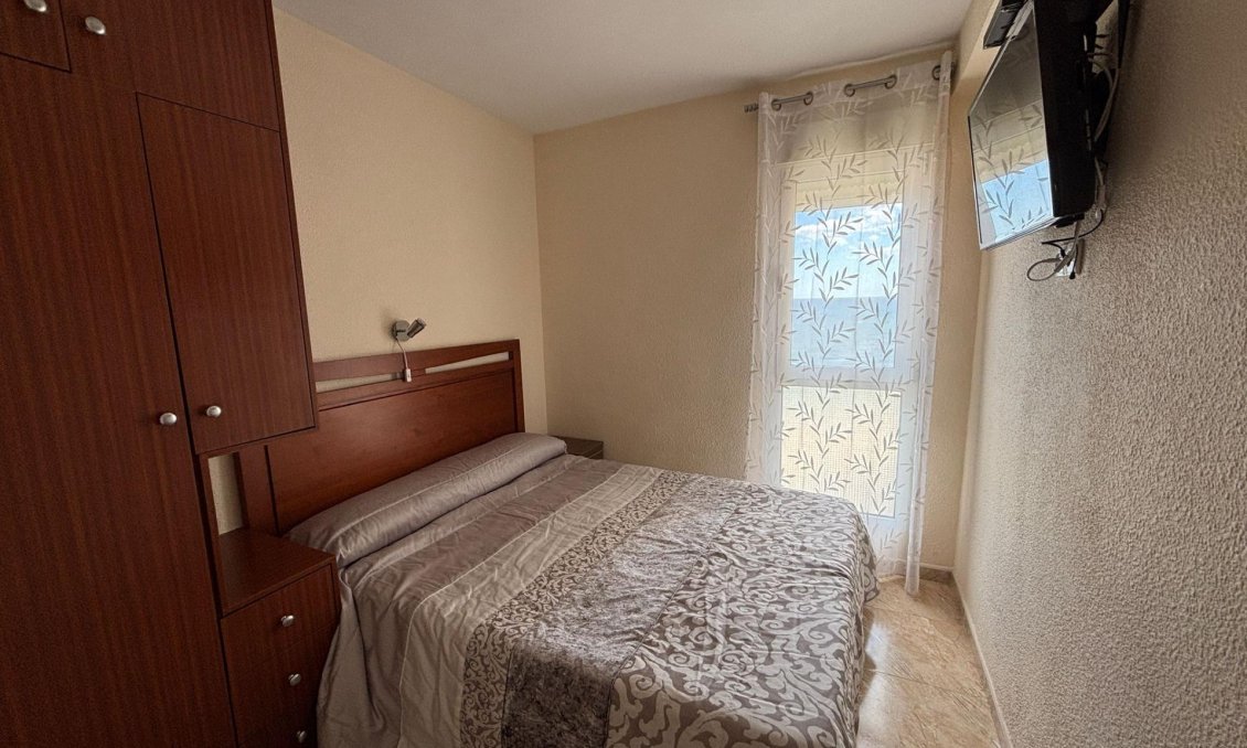 Segunda mano - Apartamento -
Torrevieja - Centro