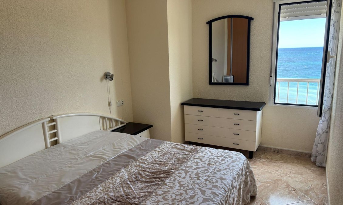 Segunda mano - Apartamento -
Torrevieja - Centro