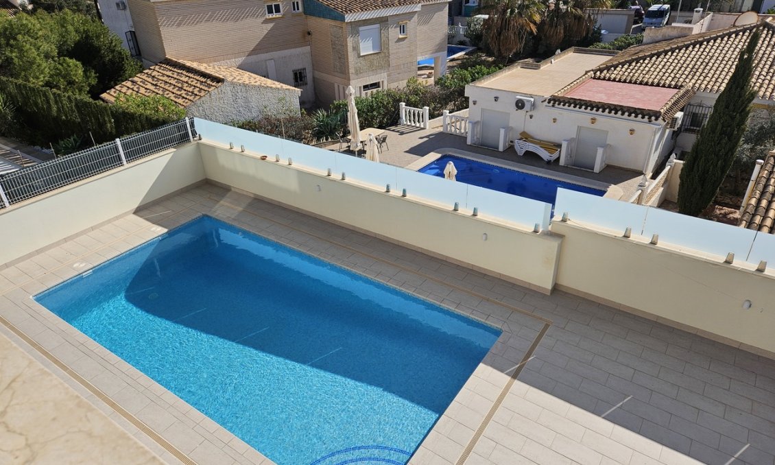 Segunda mano - Villa -
La Zenia - Costa Blanca