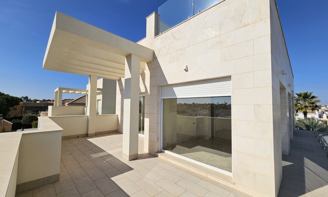 Segunda mano - Villa -
La Zenia - Costa Blanca