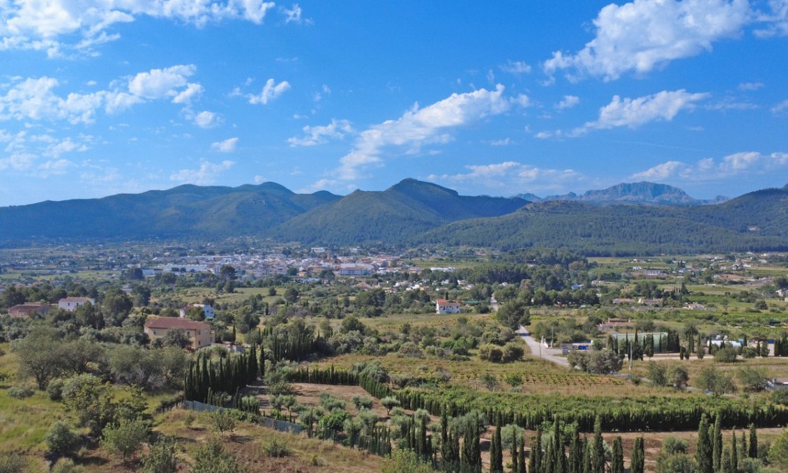Segunda mano - Villa -
Jalón - Inland