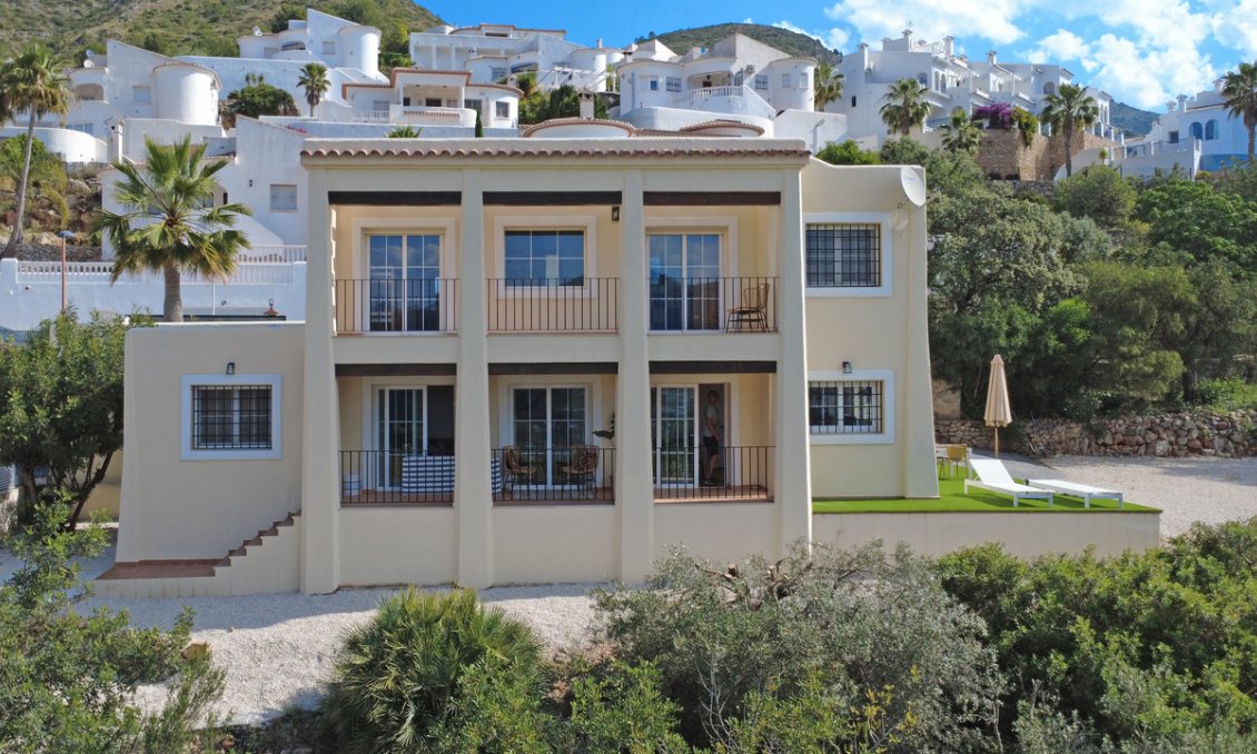 Segunda mano - Villa -
Jalón - Inland