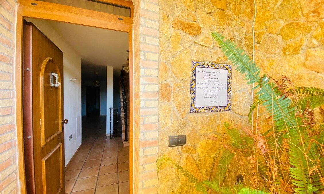 Segunda mano - Villa -
Orihuela Costa - La Florida