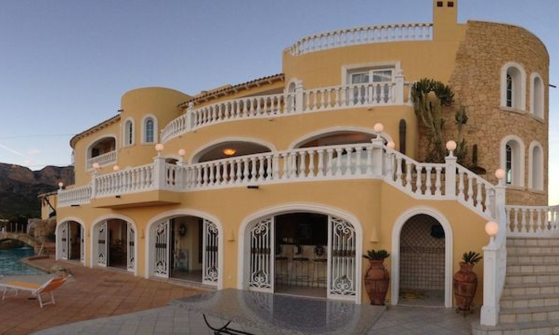 Revânzare - Vilă -
La Nucía - Costa Blanca