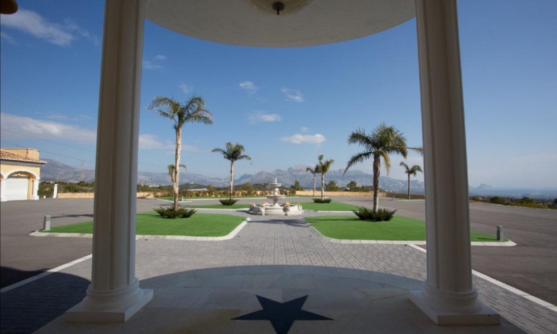 Revânzare - Vilă -
La Nucía - Costa Blanca