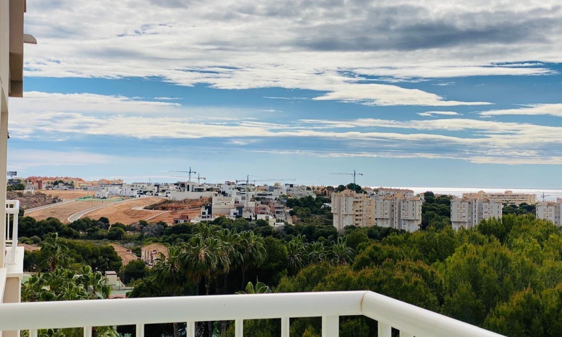 Segunda mano - Apartamento -
Orihuela Costa - Altos De Campoamor