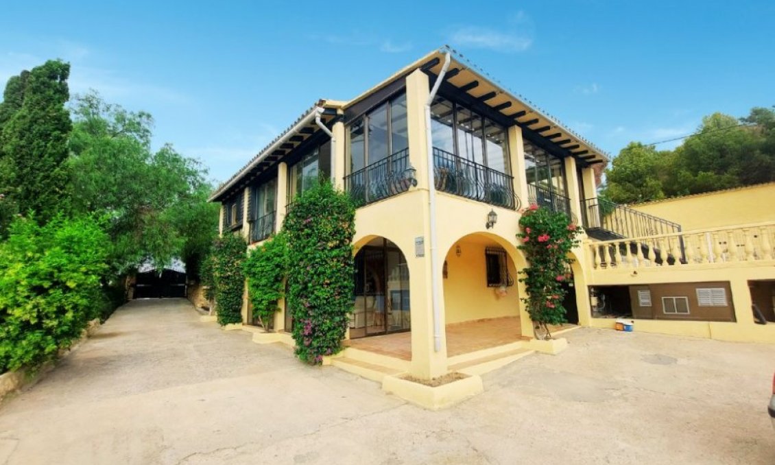 Segunda mano - Villa -
Altea - Costa Blanca