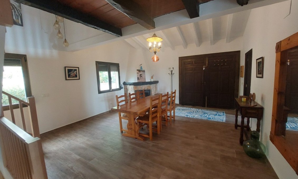 Segunda mano - Villa -
Altea - Costa Blanca