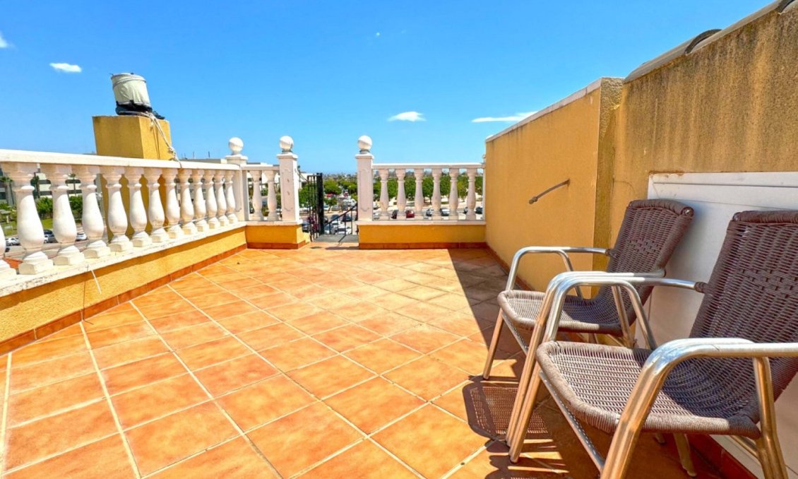 Wiederverkauf - Villa -
Torrevieja - Costa Blanca