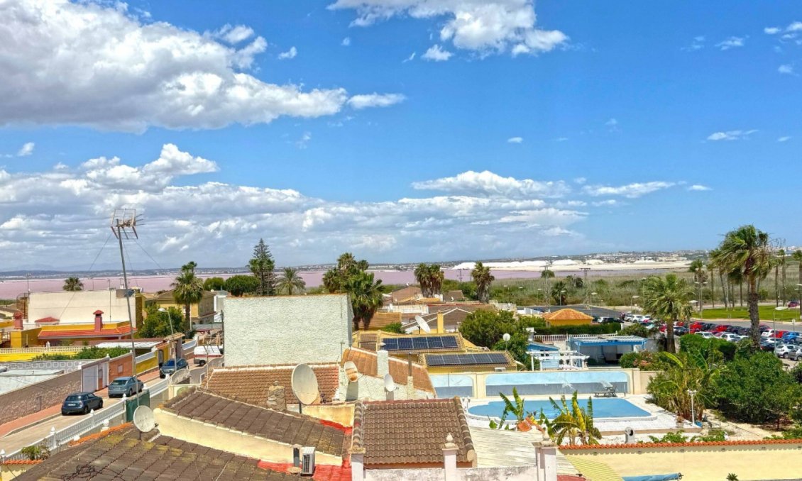 Wiederverkauf - Villa -
Torrevieja - Costa Blanca