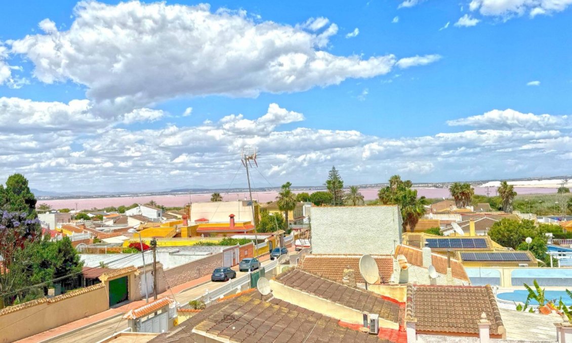 Wiederverkauf - Villa -
Torrevieja - Costa Blanca