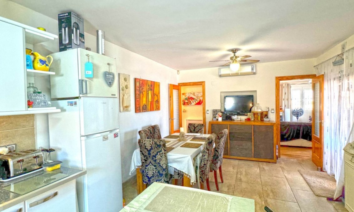 Wiederverkauf - Villa -
Torrevieja - Costa Blanca