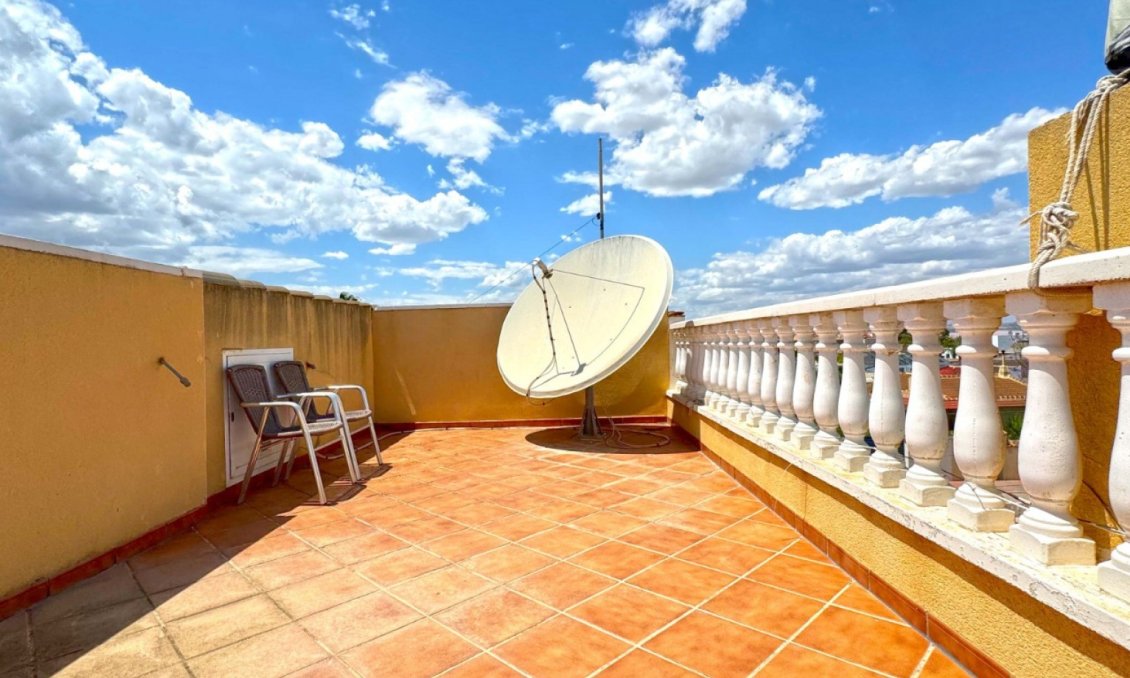 Wiederverkauf - Villa -
Torrevieja - Costa Blanca