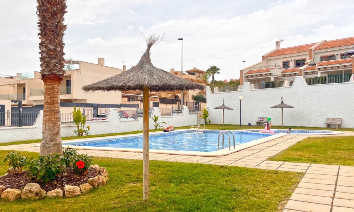 Segunda mano - Town House -
San Miguel de Salinas - Inland