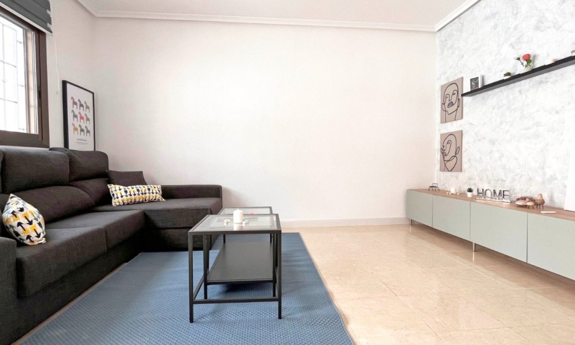 Segunda mano - Town House -
San Miguel de Salinas - Inland