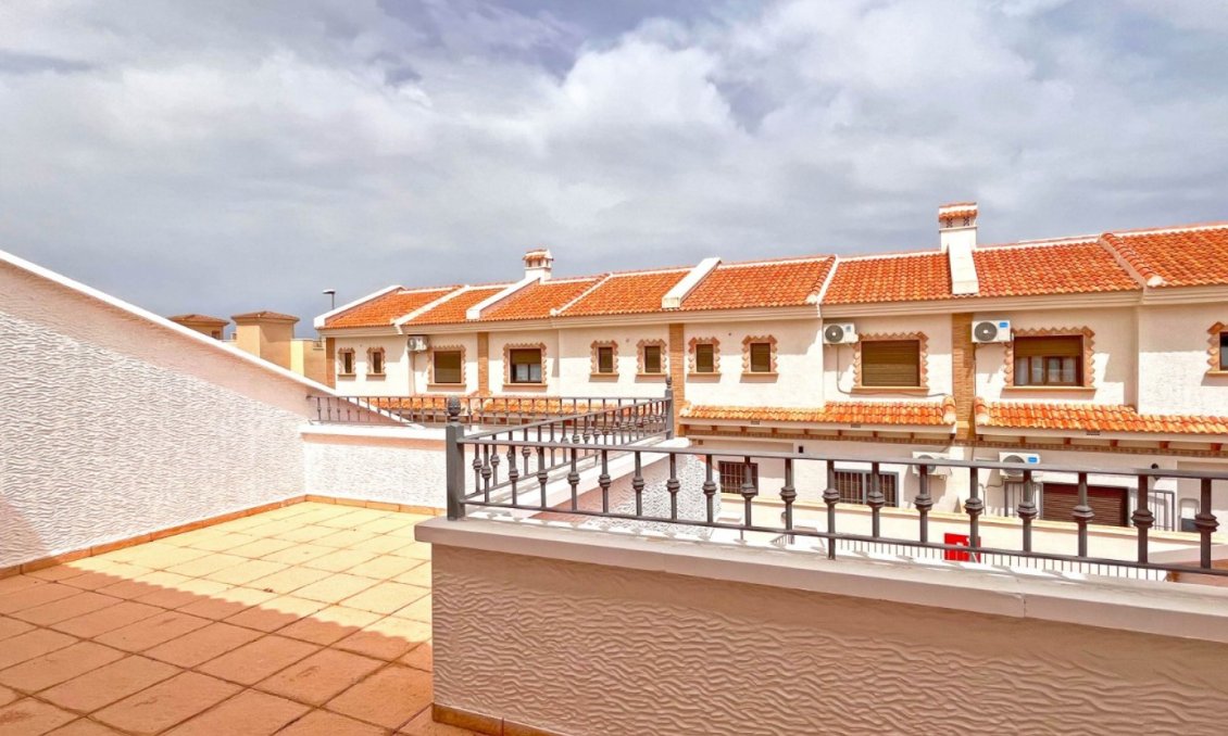 Segunda mano - Town House -
San Miguel de Salinas - Inland