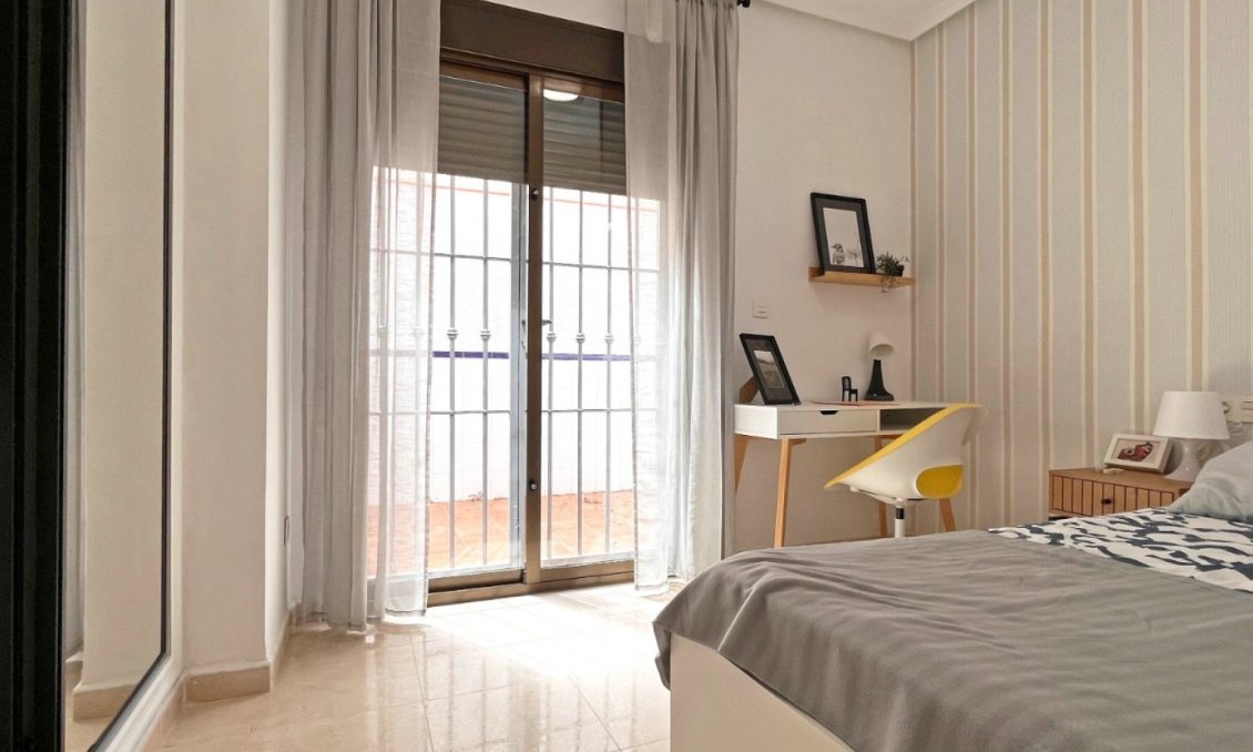 Segunda mano - Town House -
San Miguel de Salinas - Inland