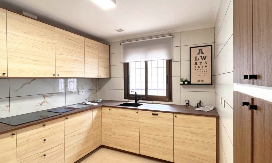 Segunda mano - Town House -
San Miguel de Salinas - Inland