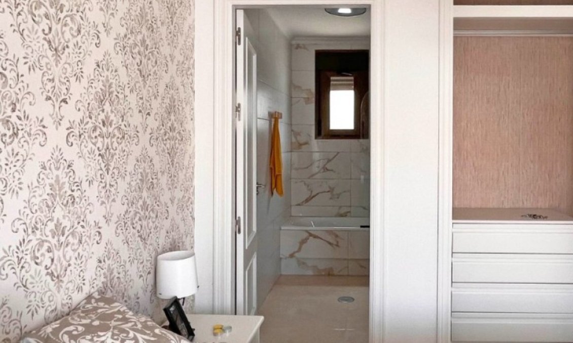 Segunda mano - Town House -
San Miguel de Salinas - Inland