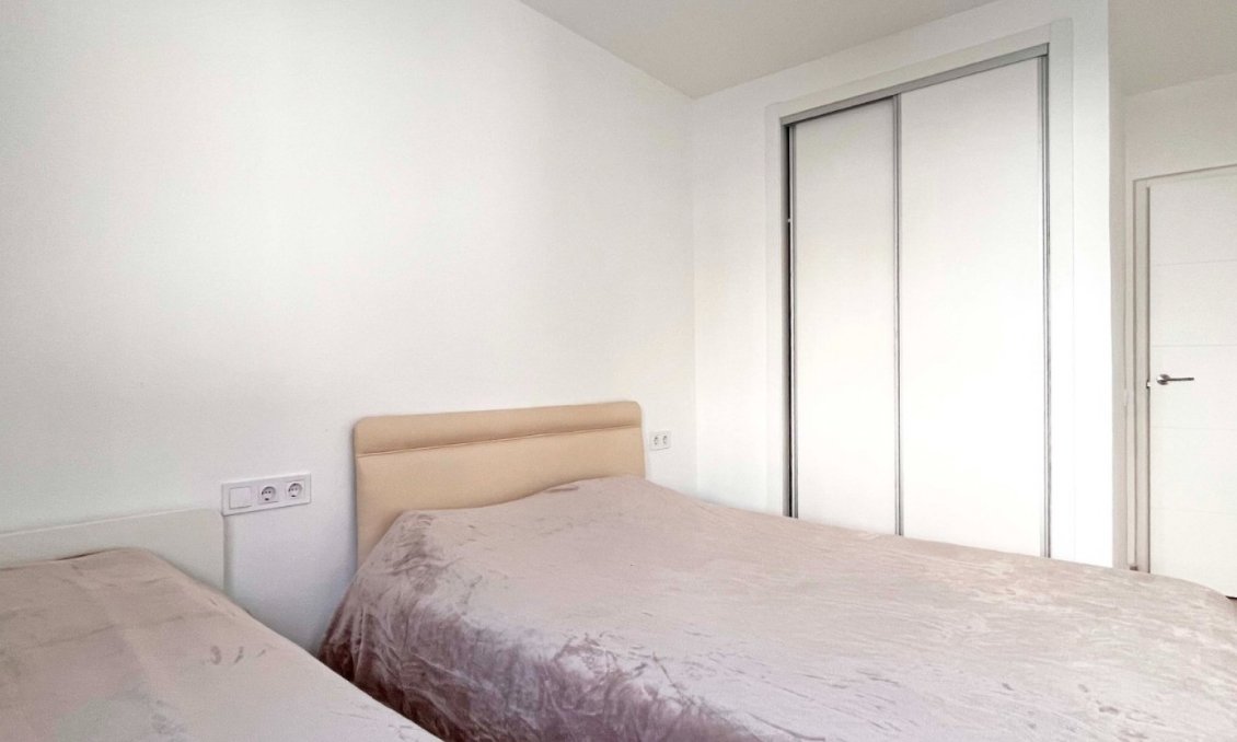 Segunda mano - Bungalow -
Orihuela Costa - Costa Blanca