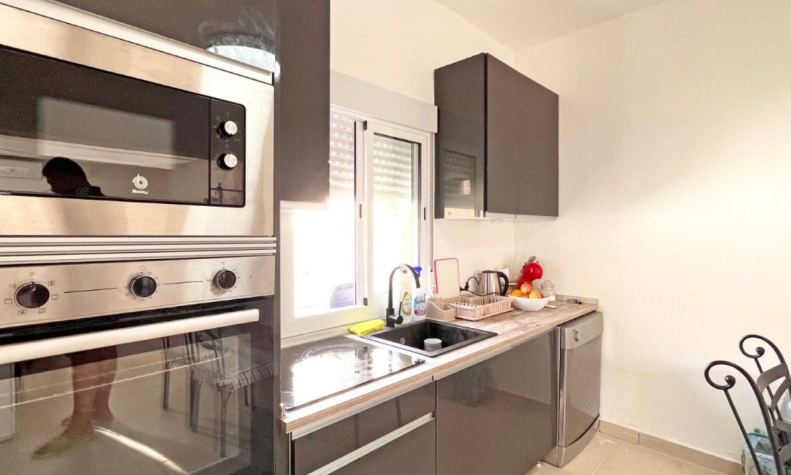 Segunda mano - Bungalow -
Orihuela Costa - Costa Blanca