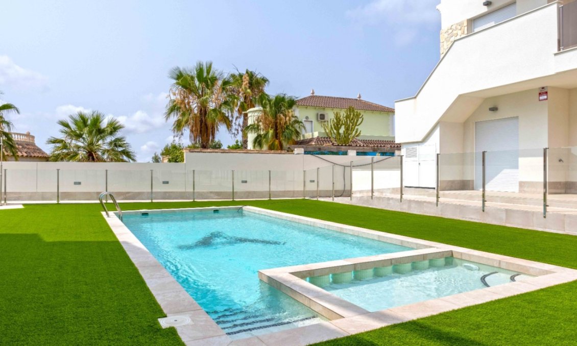 Segunda mano - Apartamento -
Orihuela Costa - Costa Blanca