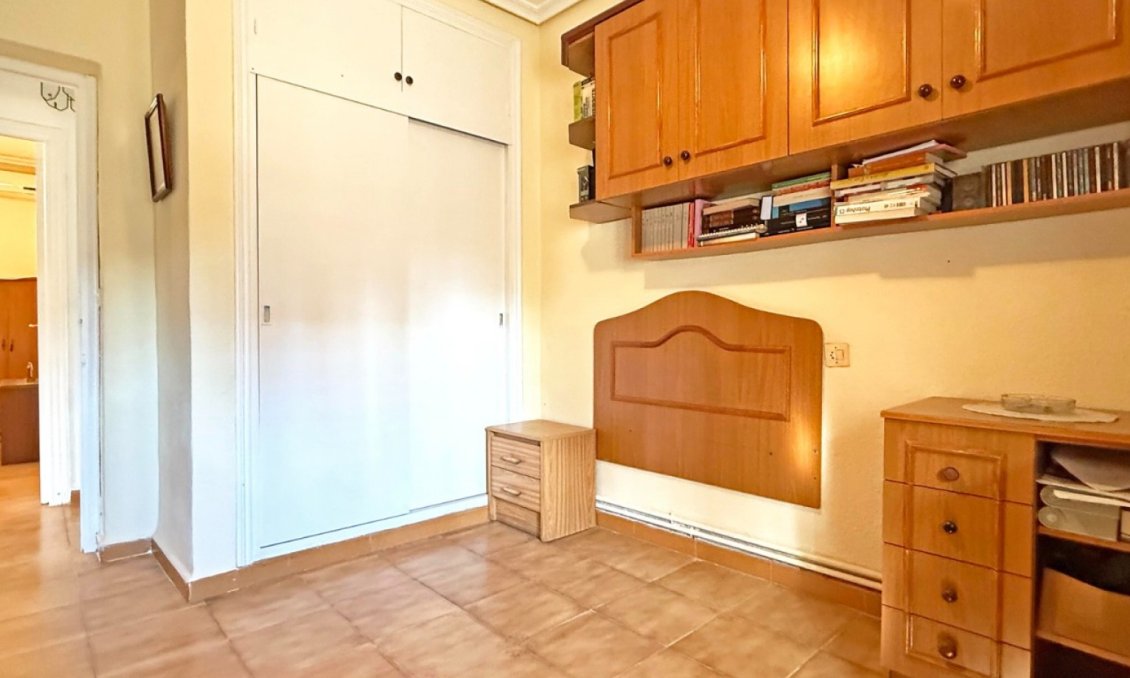 Segunda mano - Villa -
Torrevieja - Costa Blanca