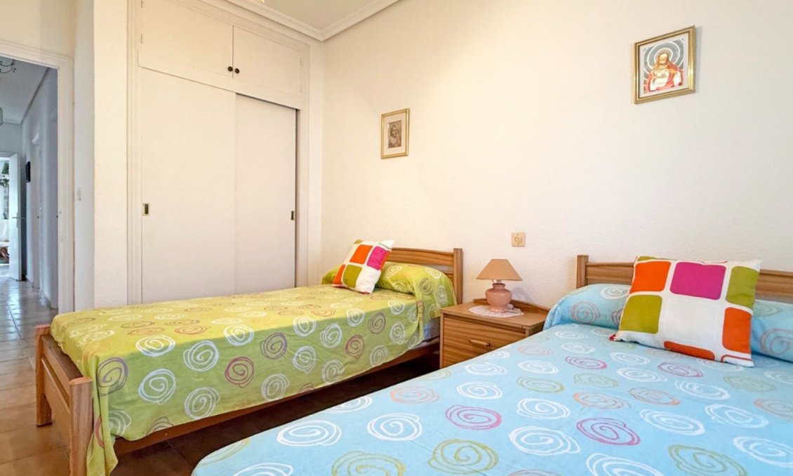 Segunda mano - Villa -
Torrevieja - Costa Blanca