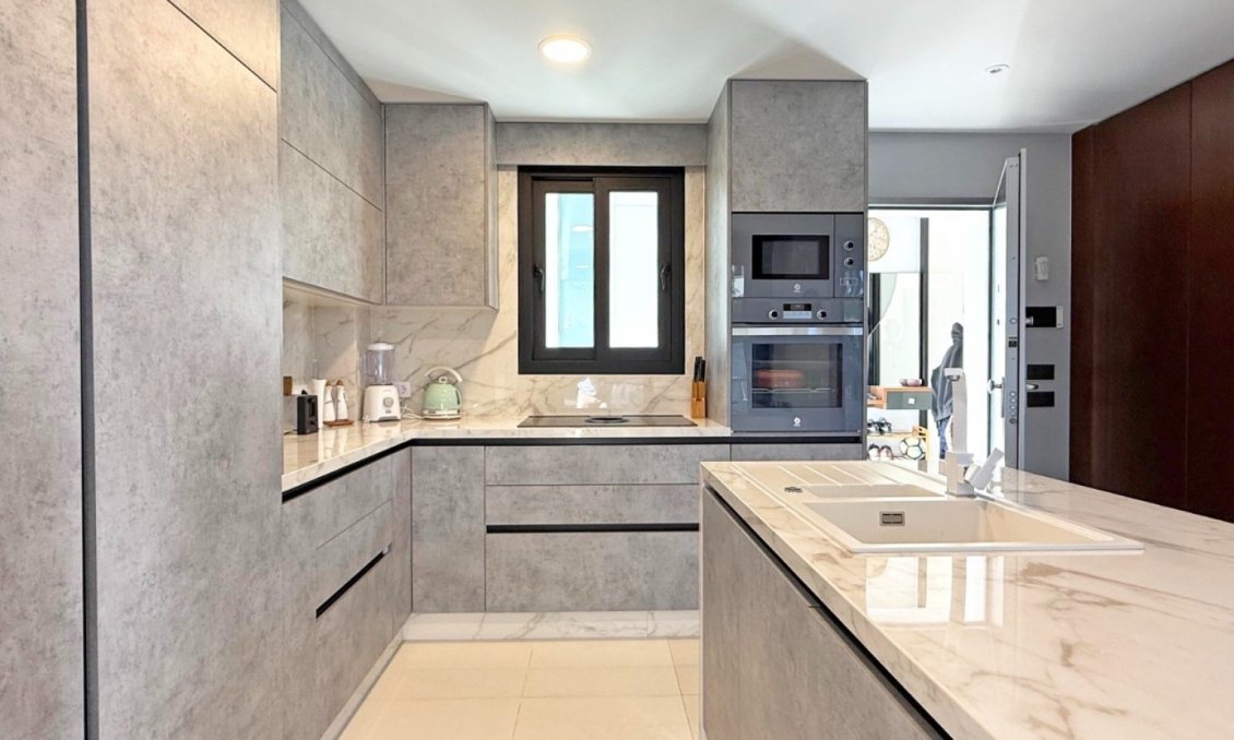 Wiederverkauf - Villa -
Orihuela Costa - Costa Blanca