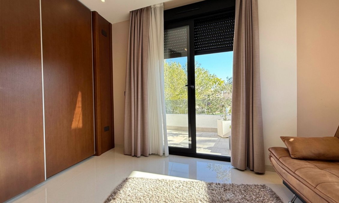 Wiederverkauf - Villa -
Orihuela Costa - Costa Blanca