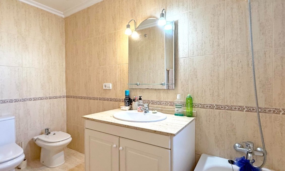 Segunda mano - Apartamento -
Orihuela Costa - Costa Blanca