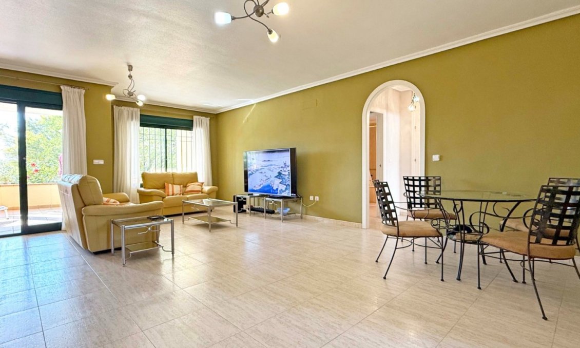 Segunda mano - Apartamento -
Orihuela Costa - Costa Blanca