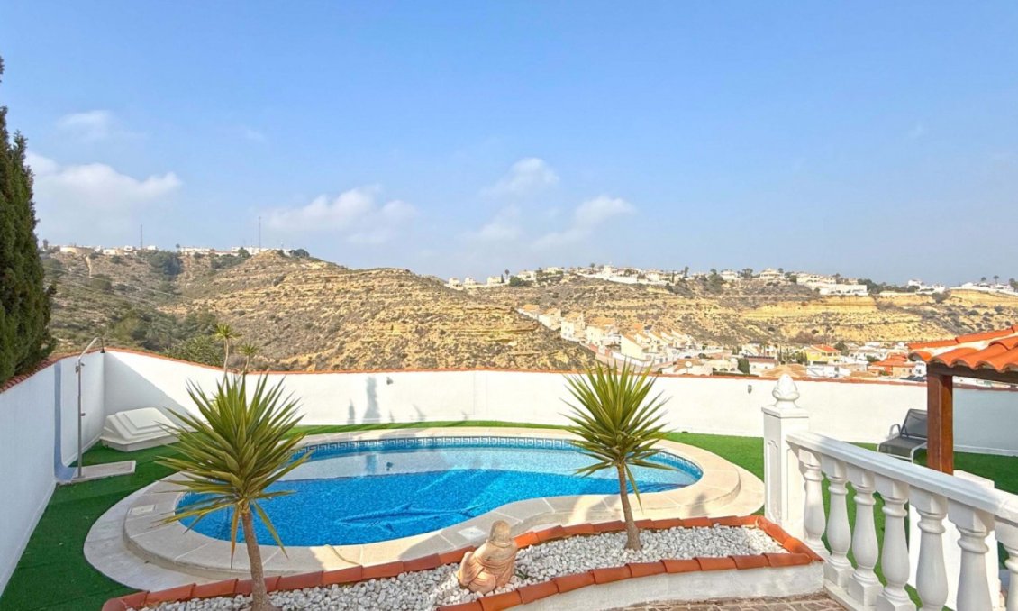 Segunda mano - Villa -
Ciudad Quesada - Costa Blanca