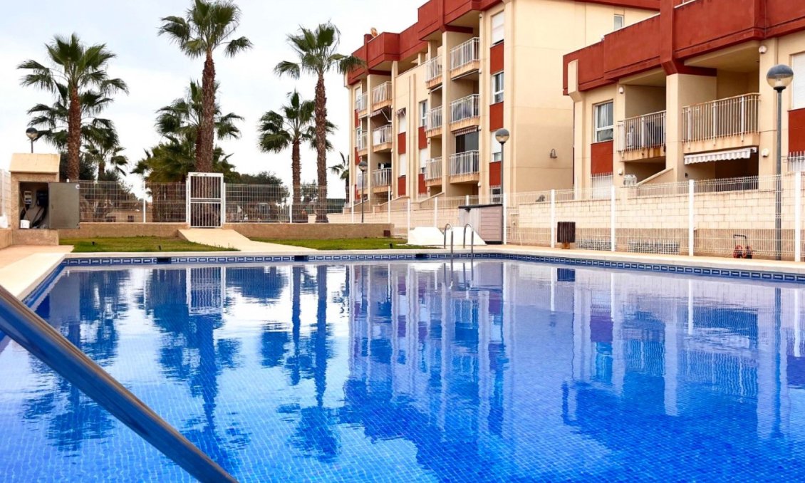 Segunda mano - Apartamento -
Orihuela Costa - Costa Blanca