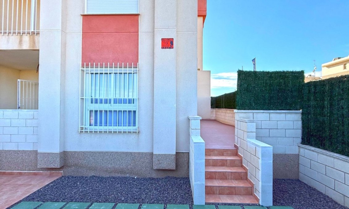 Segunda mano - Apartamento -
Orihuela Costa - Costa Blanca